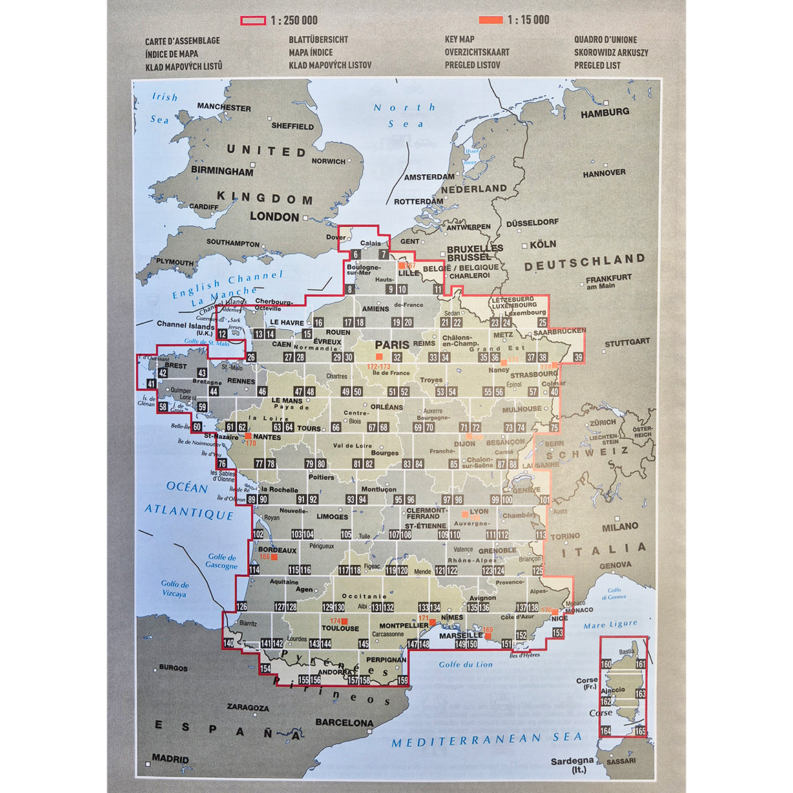 AA Easy Read France Atlas 2026 9780749584443 contents map overview