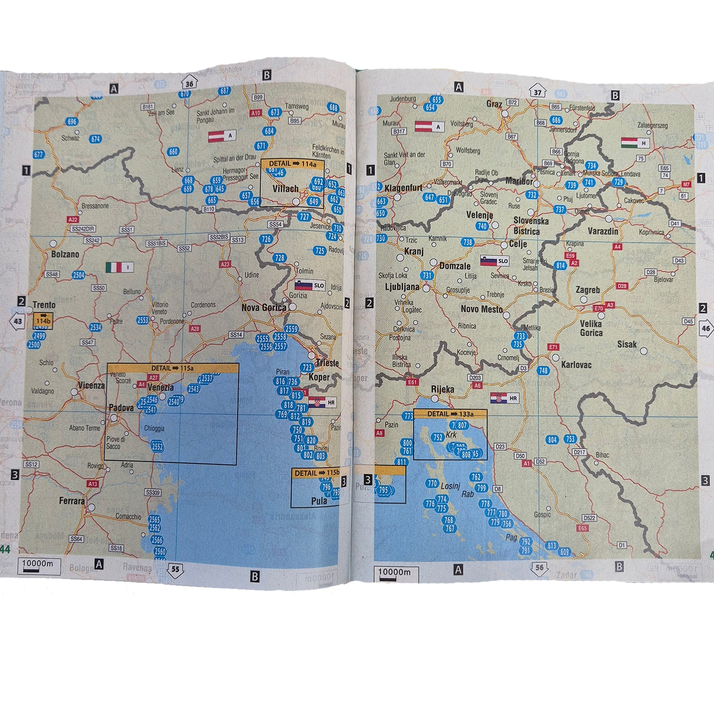 ACSI camping card 2025 discount scheme vicarious books media 9789493182769 fold out mini atlas preview