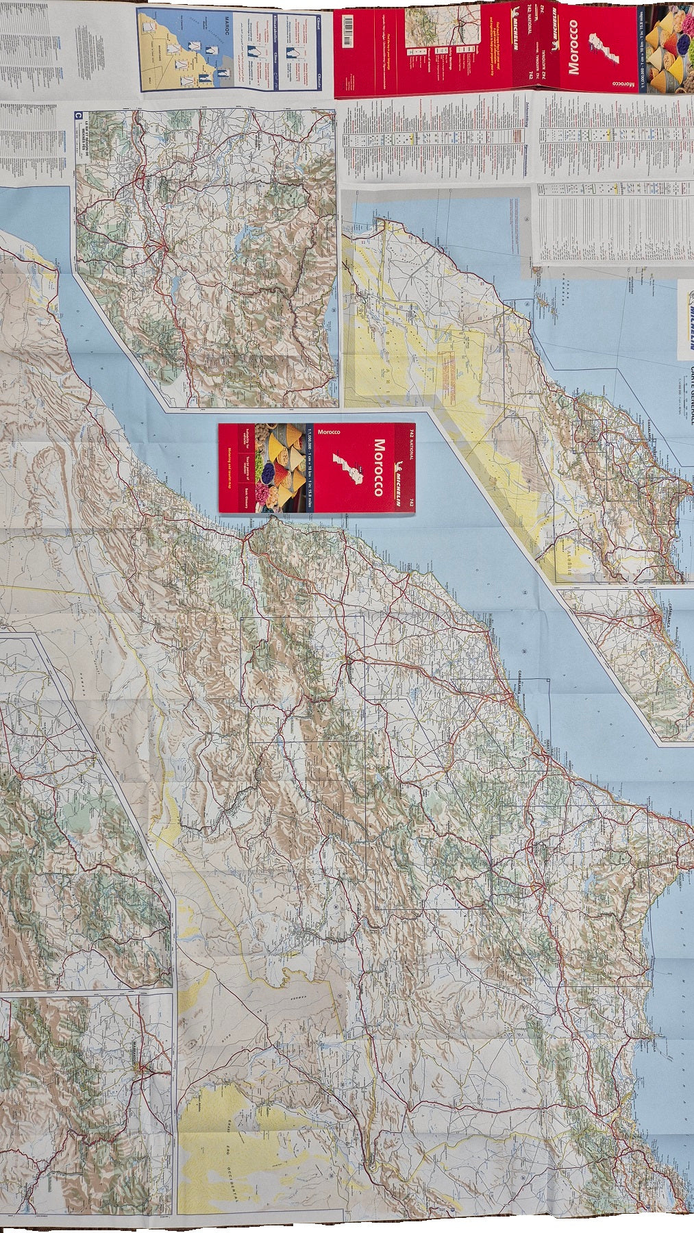 Laid open Morocco map 742 Michelin 9782067263987