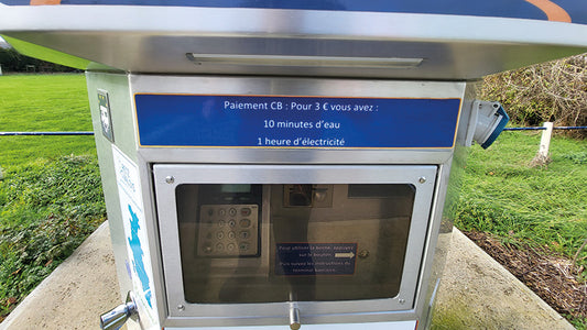 How to use and find French motorhome service points called Aire de service camping car