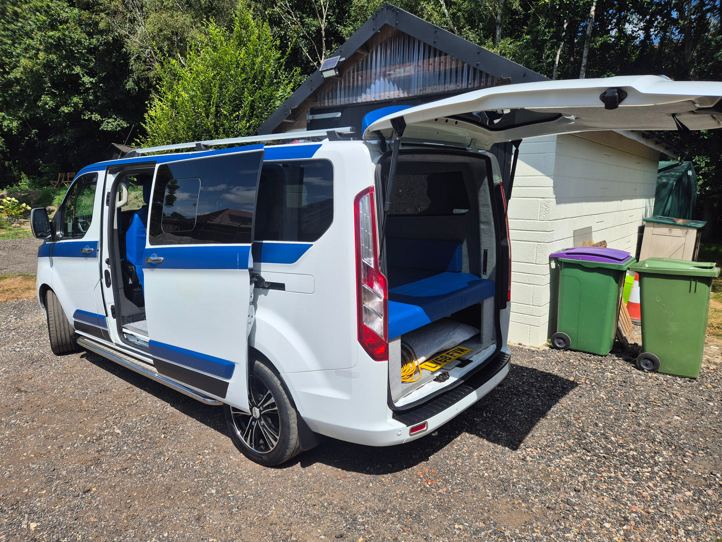 2018 campervan Ford Transit Custom Limited £23000 FSH 24,300 miles Automatic