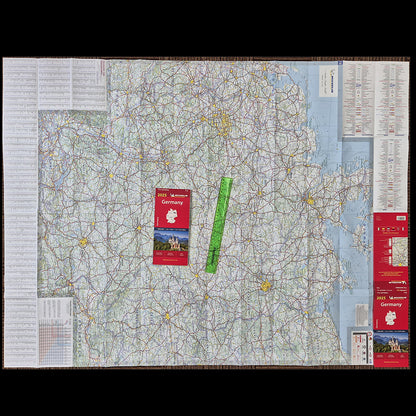 Foldout flat map Germany Michelin 718 2025 9782067265363 vicairous media books map scale preview
