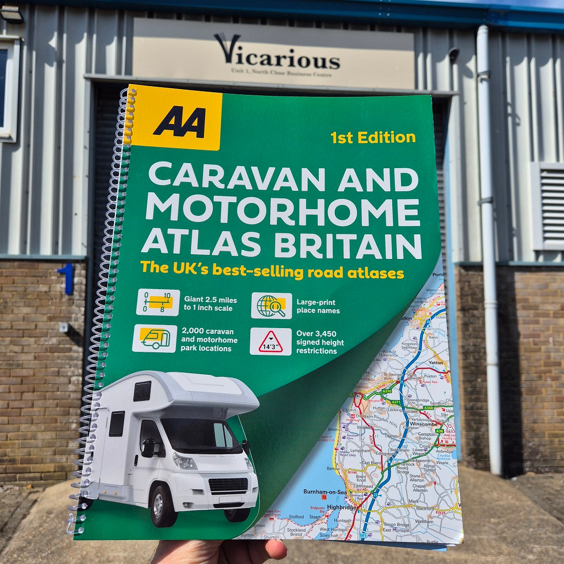 Cover Vicarious AA Britain Caravan and Motorhome Atlas 1st Edition 9780749584160