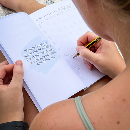 Vanlife Adventures – Log Book and Journal