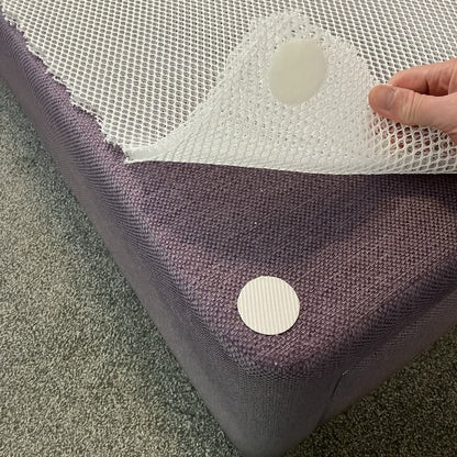 Darren came up with this simple way to keep Badairer in place